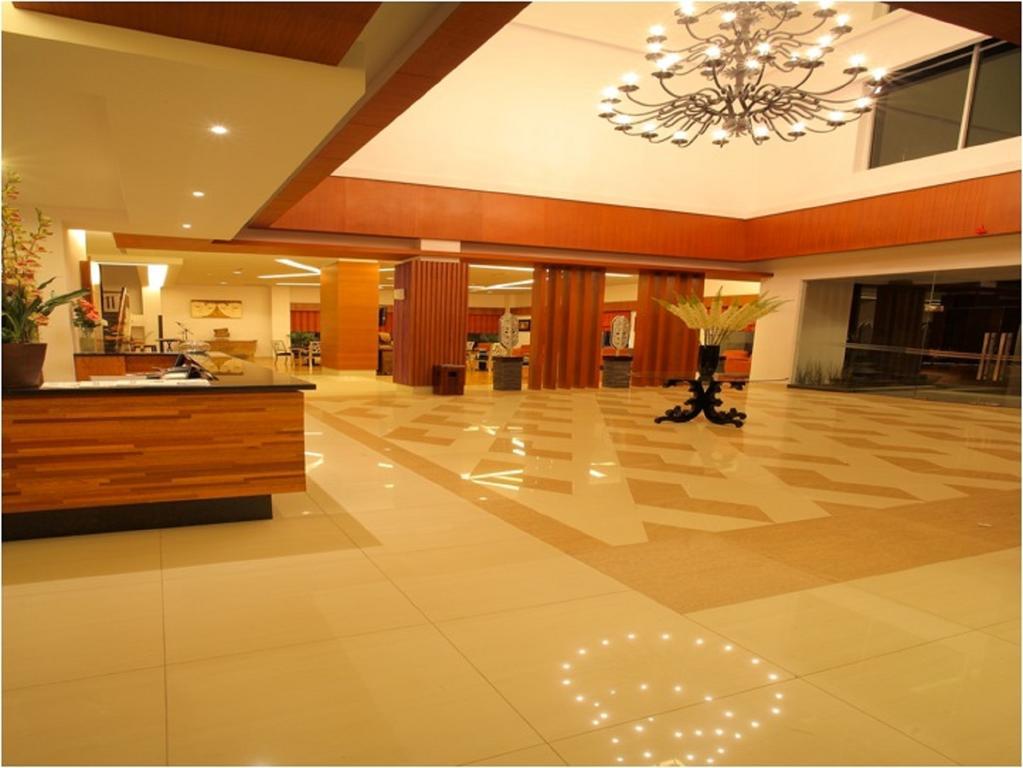 Aston Tanjung City Hotel Kültér fotó