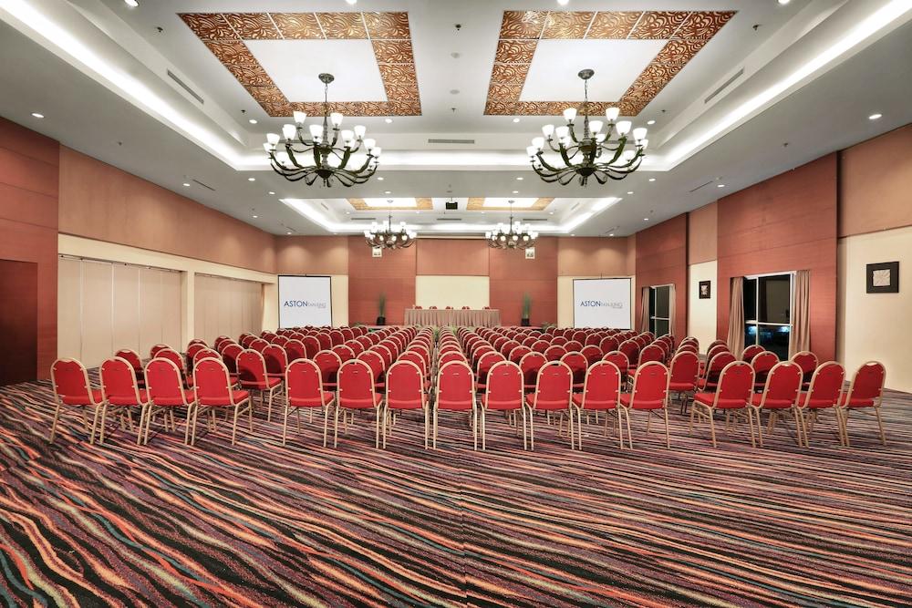 Aston Tanjung City Hotel Kültér fotó