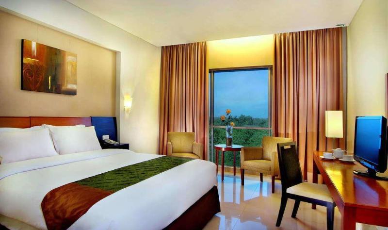 Aston Tanjung City Hotel Kültér fotó